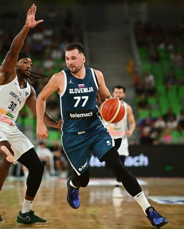 entit, 全场距离三, div