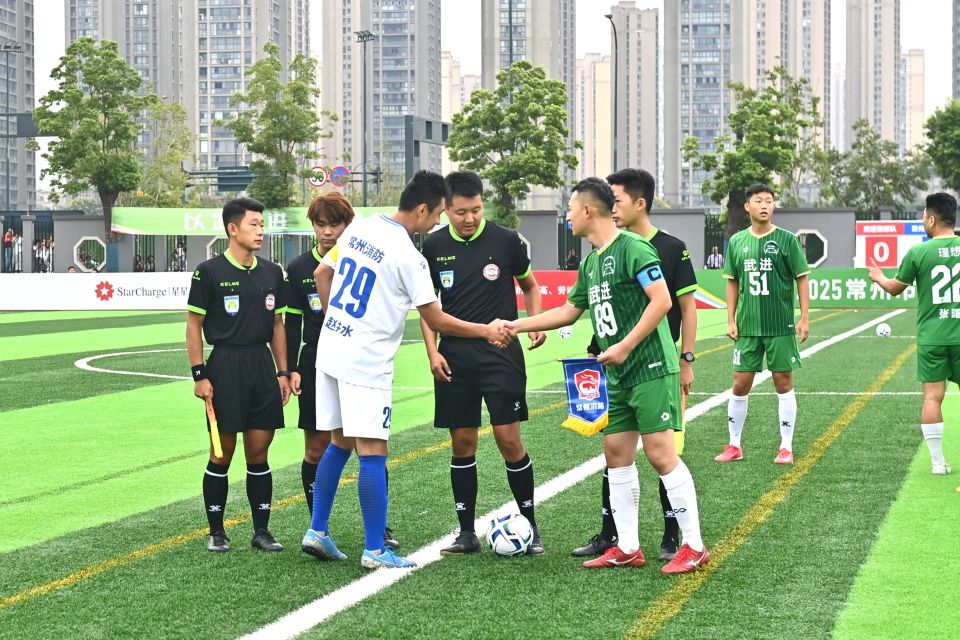 IEQZ, 支球队, LWAKH