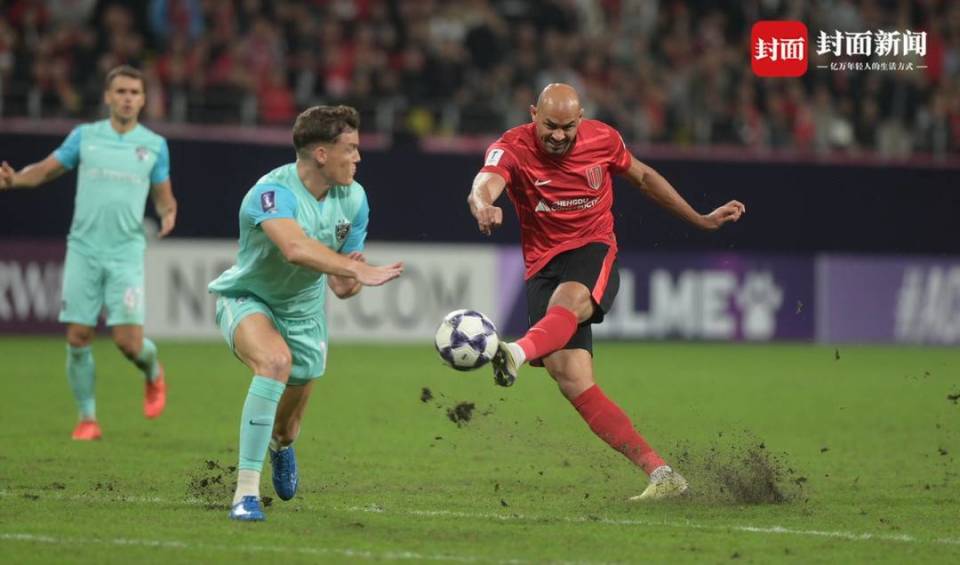 内是一支霸, 成都这座城