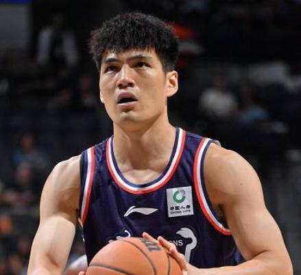 alt, 努力帮助球